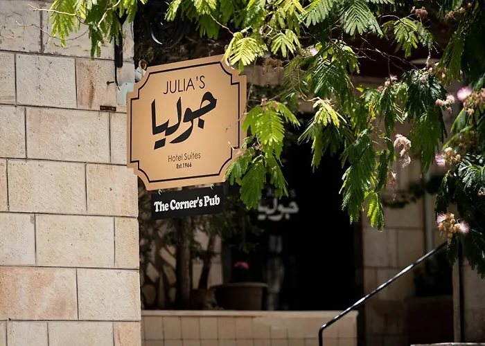 Julia'S Hotel Suites